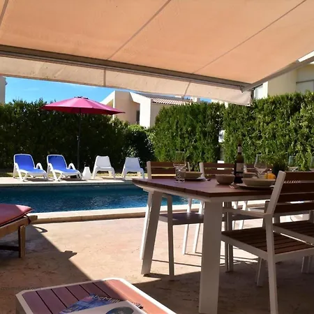 Hébergement de vacances Mit Privatpool Fuer 6 Personen Ca 100 Qm In Puigderrs, Mallorca Suedkueste Von Mallorca